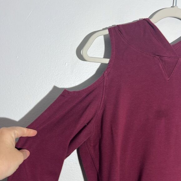 Calia by Carrie Underwood Effortess lMaroon Cold Shoulder Cut Out Hoodie Sz S - Picture 4 of 6